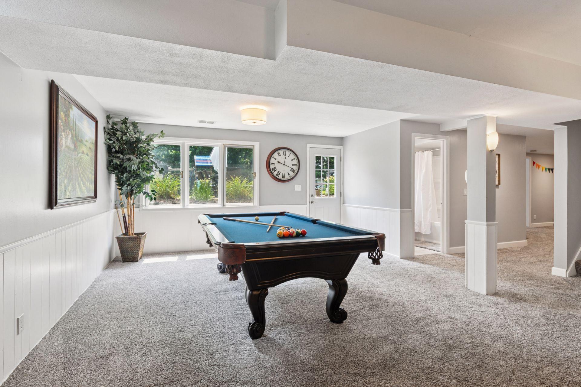 Edina, Minnesota, 55435, United States, 4 Bedrooms Bedrooms, ,3 BathroomsBathrooms,Residential,For Sale,1998475