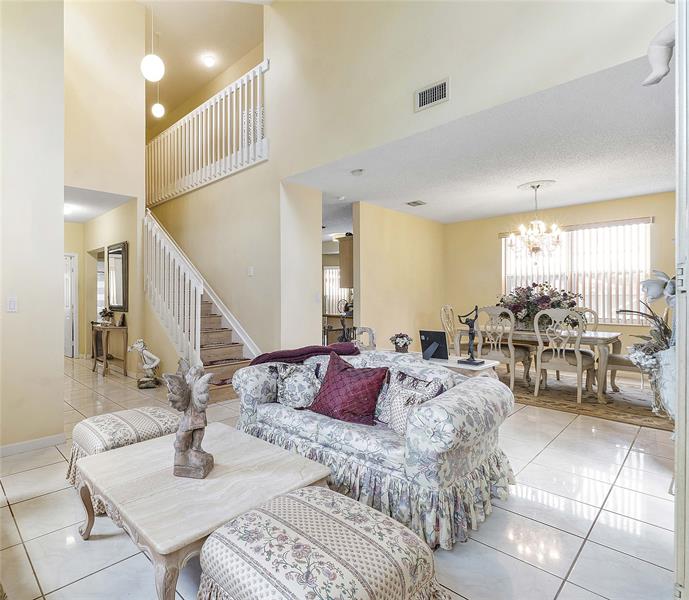 Davie, Florida, 33325, United States, 4 Bedrooms Bedrooms, ,3 BathroomsBathrooms,Residential,For Sale,1837198