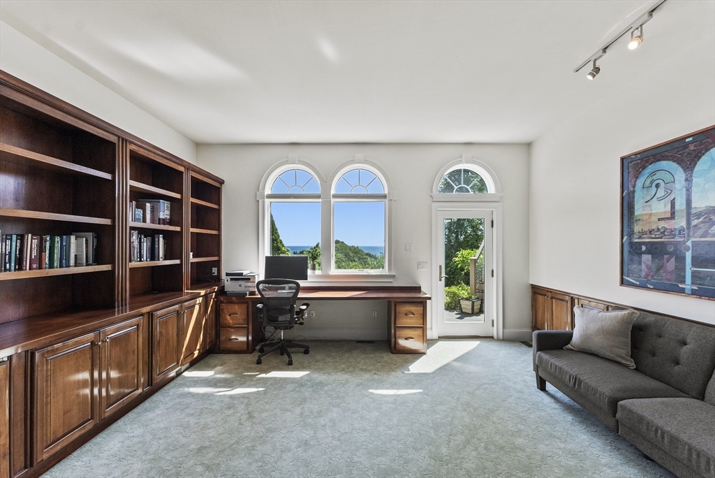Plymouth, Massachusetts, 02360, United States, 4 Bedrooms Bedrooms, ,4 BathroomsBathrooms,Residential,For Sale,1903288