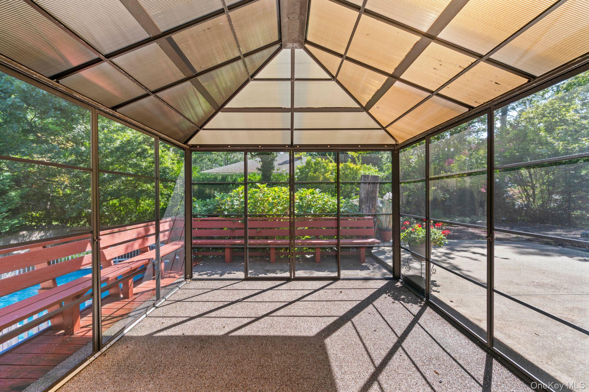 East Northport, New York, 11731, United States, 3 Bedrooms Bedrooms, ,2 BathroomsBathrooms,Residential,For Sale,1942269