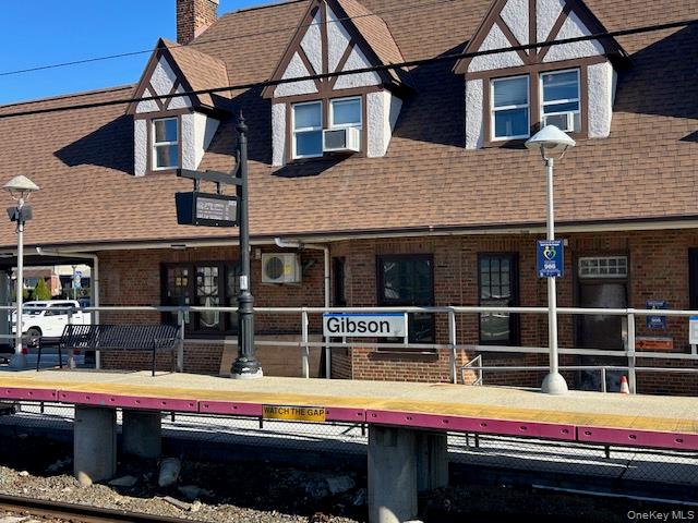 Valley Stream, New York, 11581, United States, 3 Bedrooms Bedrooms, ,2 BathroomsBathrooms,Residential,For Sale,1998416