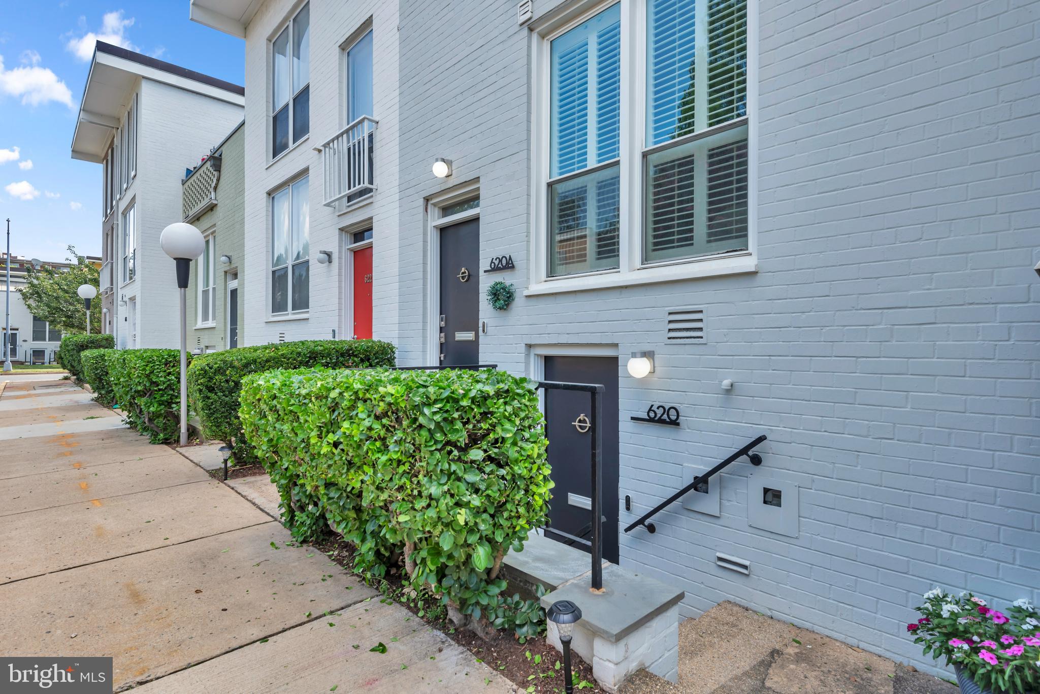 Washington, District of Columbia, 20024, United States, 3 Bedrooms Bedrooms, ,3 BathroomsBathrooms,Residential,For Sale,1943567
