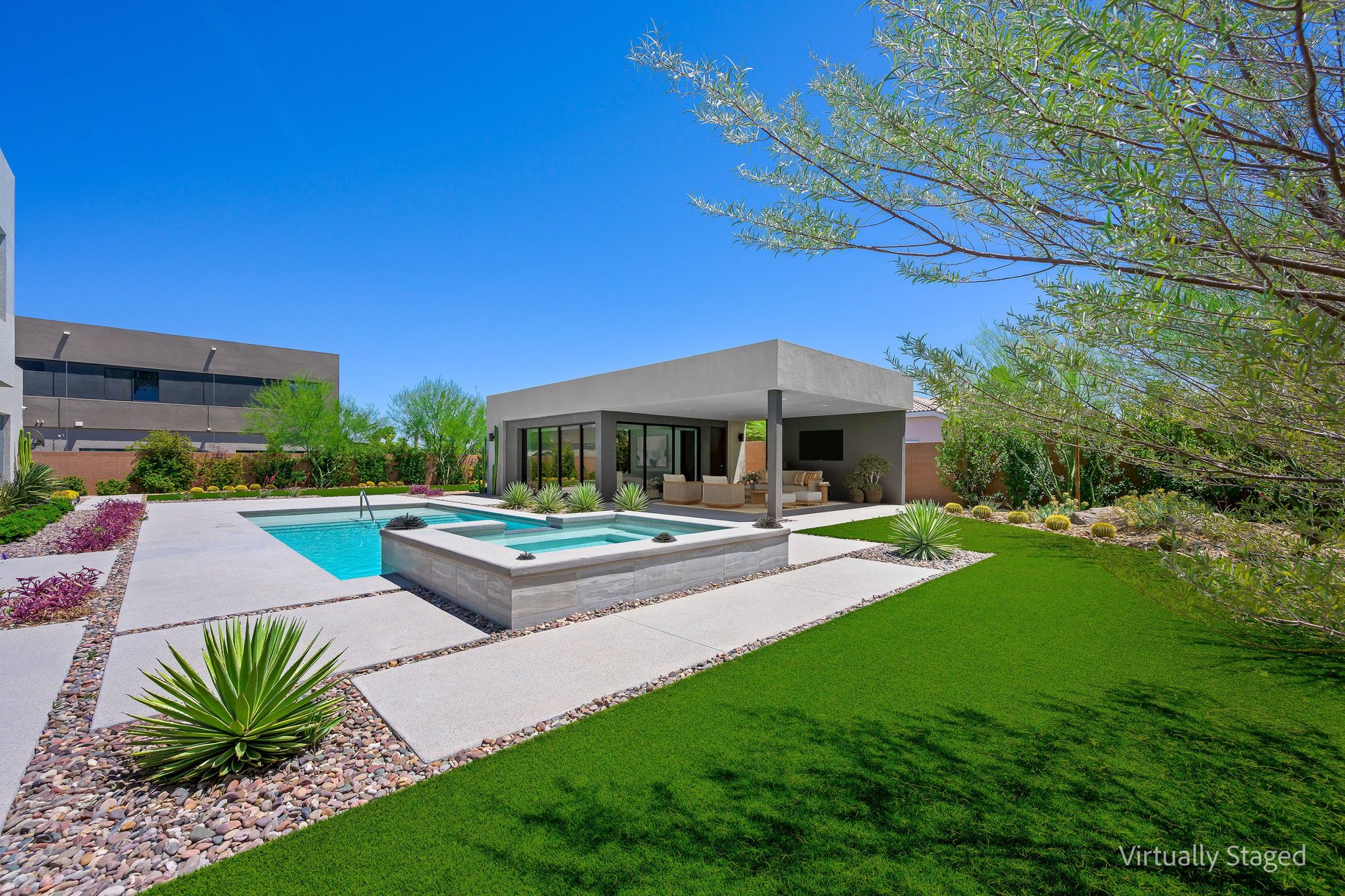  Private Contemporary Masterpiece in Las Vegas
