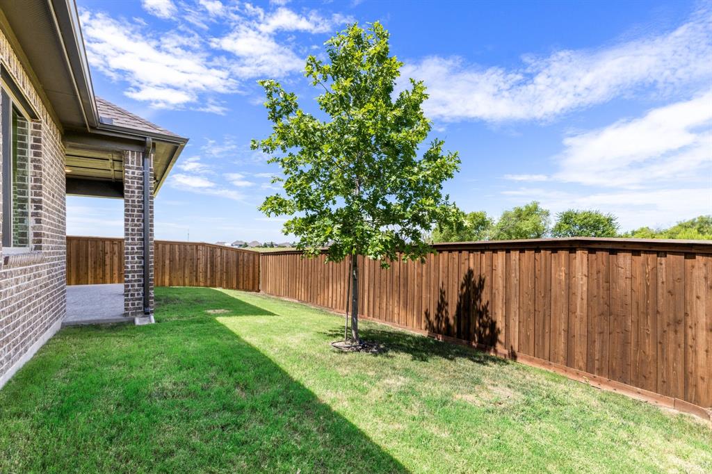 Mansfield, Texas, 76063, United States, 3 Bedrooms Bedrooms, ,2 BathroomsBathrooms,Residential,For Sale,1883184