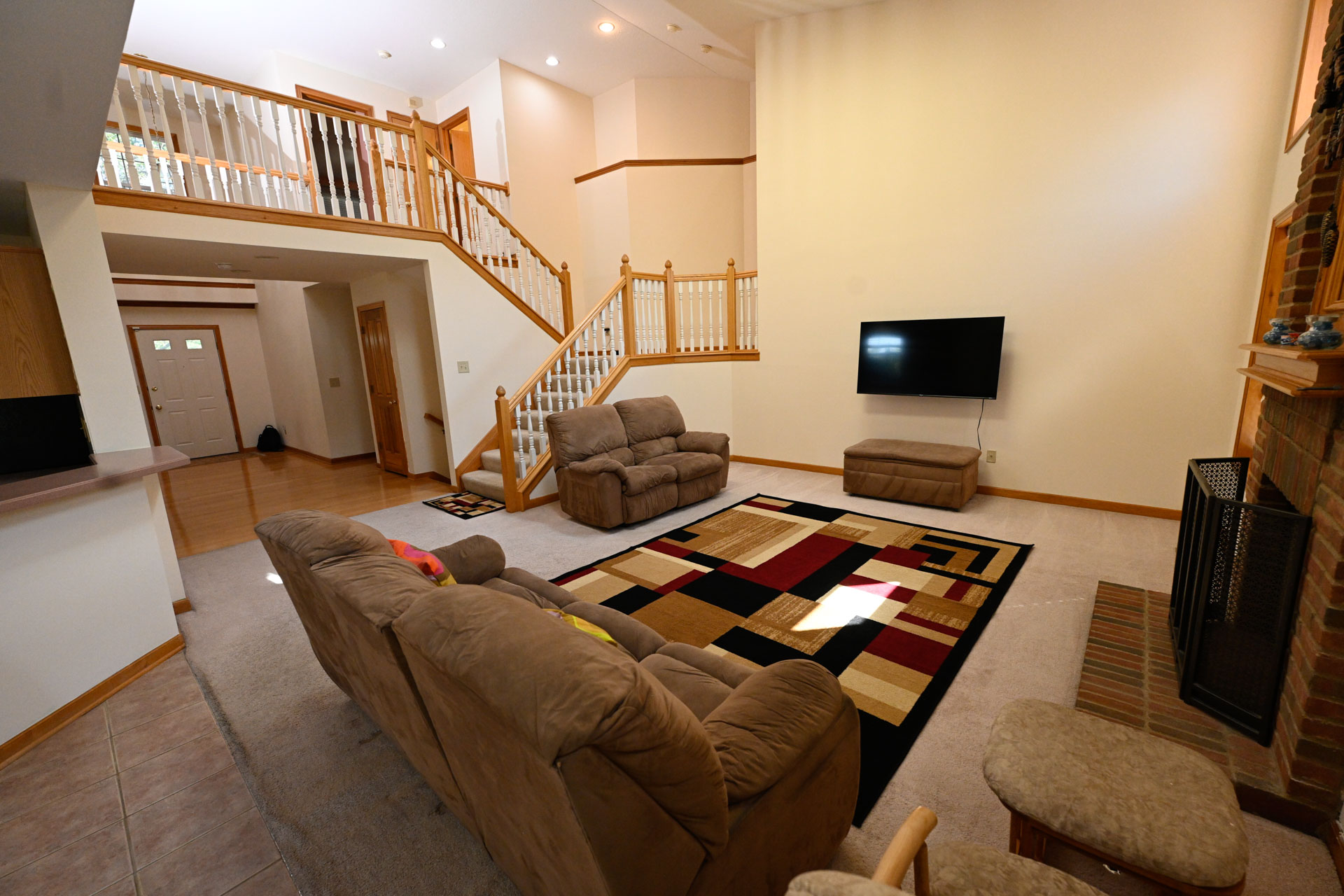 Dublin, Ohio, 43016, United States, 4 Bedrooms Bedrooms, ,4 BathroomsBathrooms,Residential,For Sale,1935367