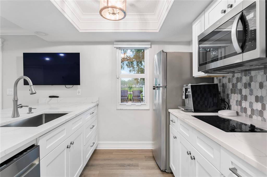 Tampa, Florida, 33613, United States, 7 Bedrooms Bedrooms, ,8 BathroomsBathrooms,Residential,For Sale,1979226