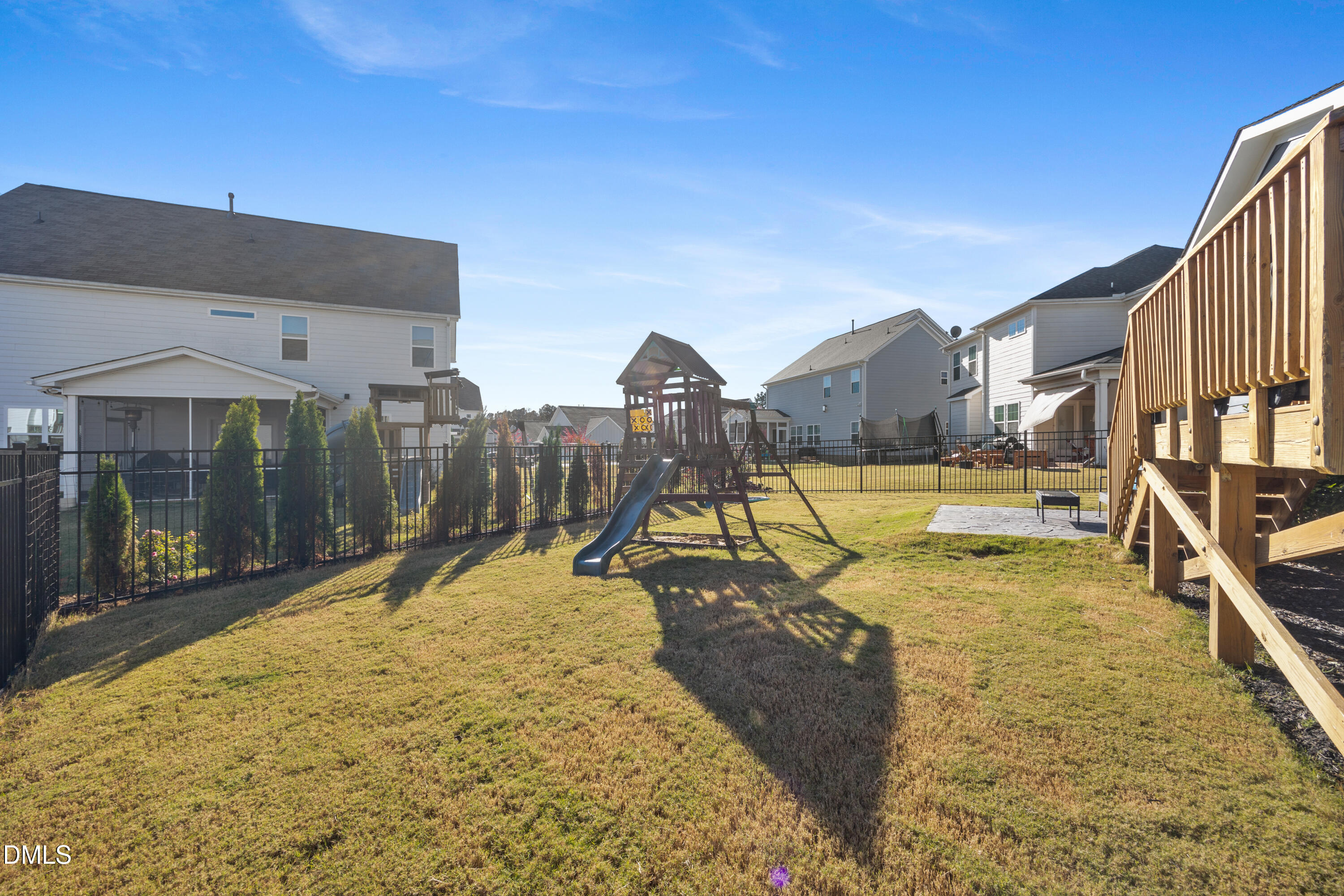 Fuquay Varina, North Carolina, 27526, United States, 5 Bedrooms Bedrooms, ,4 BathroomsBathrooms,Residential,For Sale,1990818