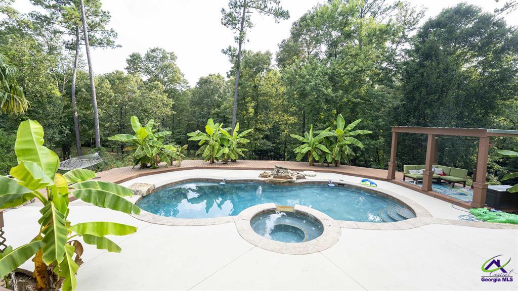 Warner Robins, Georgia, 31088, United States, 4 Bedrooms Bedrooms, ,4 BathroomsBathrooms,Residential,For Sale,1901293