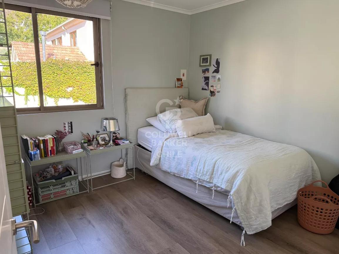 Las Condes, Chile, 4 Bedrooms Bedrooms, ,5 BathroomsBathrooms,Residential,For Sale,1868523