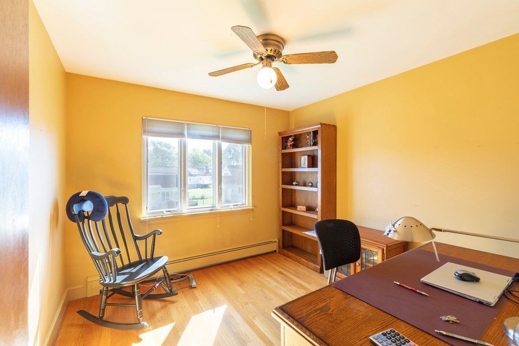 Waltham, Massachusetts, 02451, United States, 3 Bedrooms Bedrooms, ,2 BathroomsBathrooms,Residential,For Sale,1937304