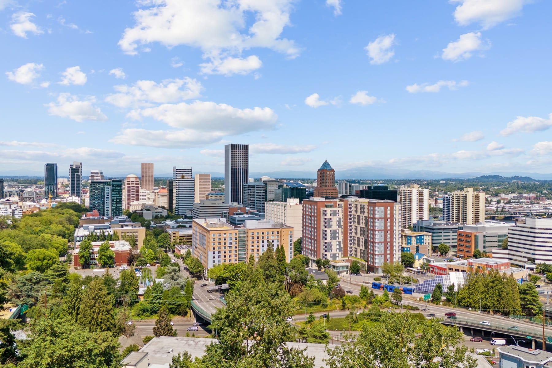  2206 SW HOFFMAN AVE Portland, OR 97201 - 物件實景