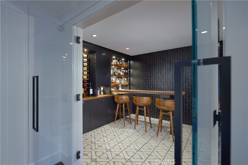 Newport Beach, California, 92660, United States, 5 Bedrooms Bedrooms, ,7 BathroomsBathrooms,Residential,For Sale,1847350