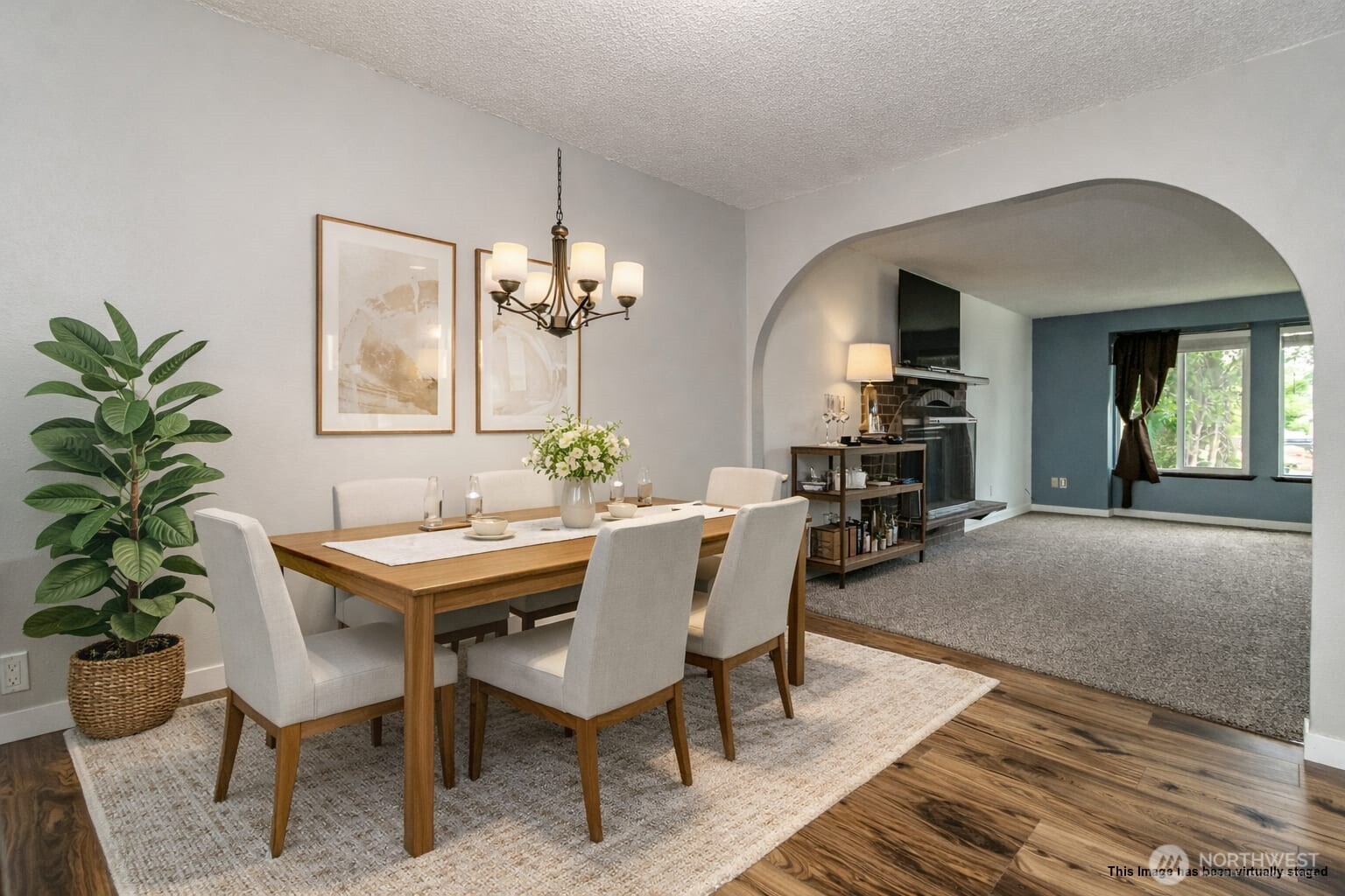 Tacoma, Washington, 98444, United States, 4 Bedrooms Bedrooms, ,2 BathroomsBathrooms,Residential,For Sale,1977336