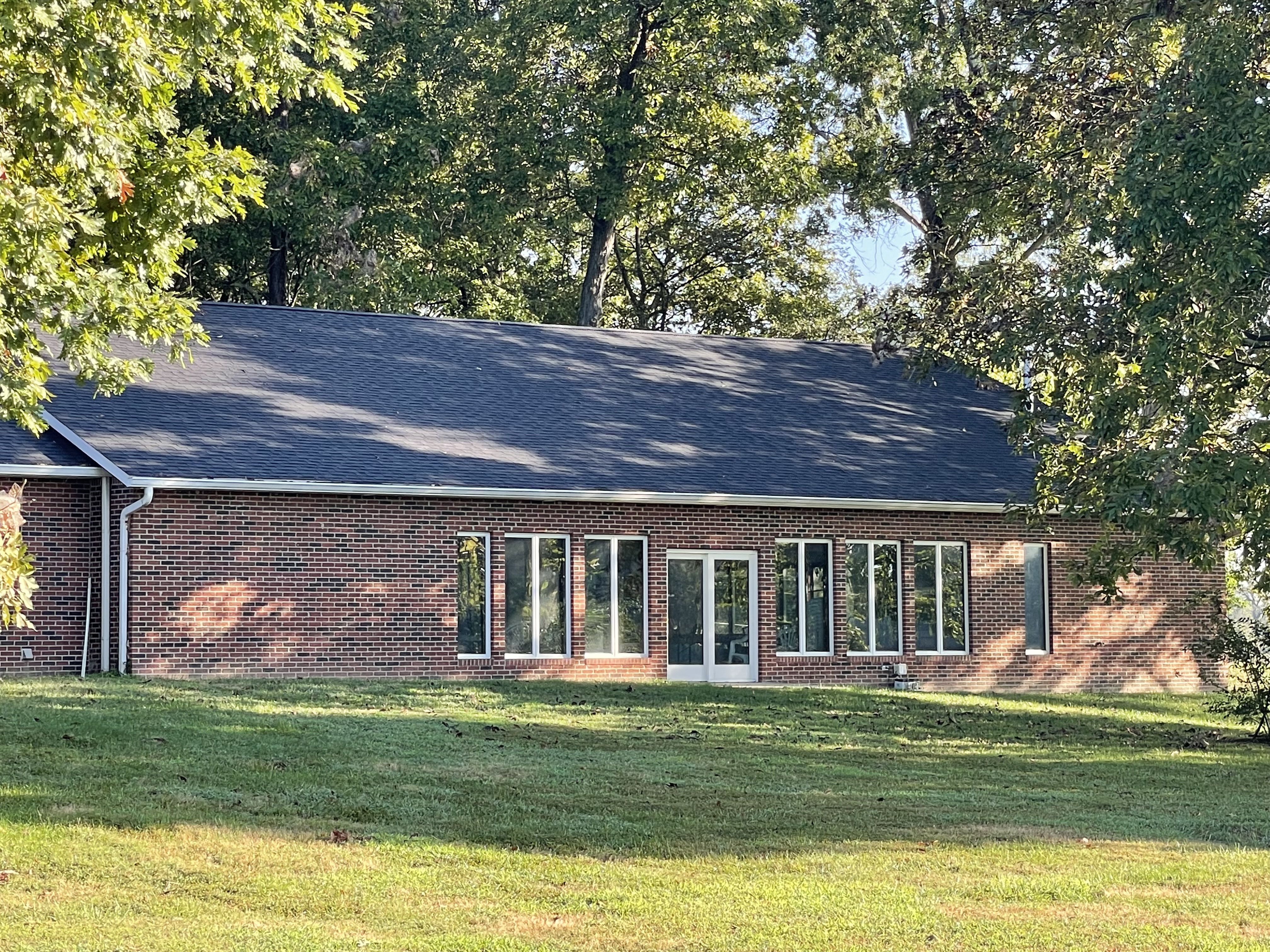 Murphysboro, Illinois, 62966, United States, 5 Bedrooms Bedrooms, ,6 BathroomsBathrooms,Residential,For Sale,1977081