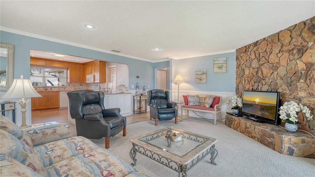 Bradenton, Florida, 34210, United States, 3 Bedrooms Bedrooms, ,2 BathroomsBathrooms,Residential,For Sale,1957049