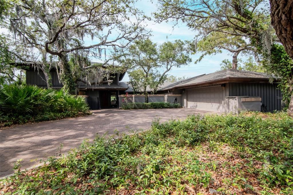 Dunedin, Florida, 34698, United States, 4 Bedrooms Bedrooms, ,5 BathroomsBathrooms,Residential,For Sale,1987490