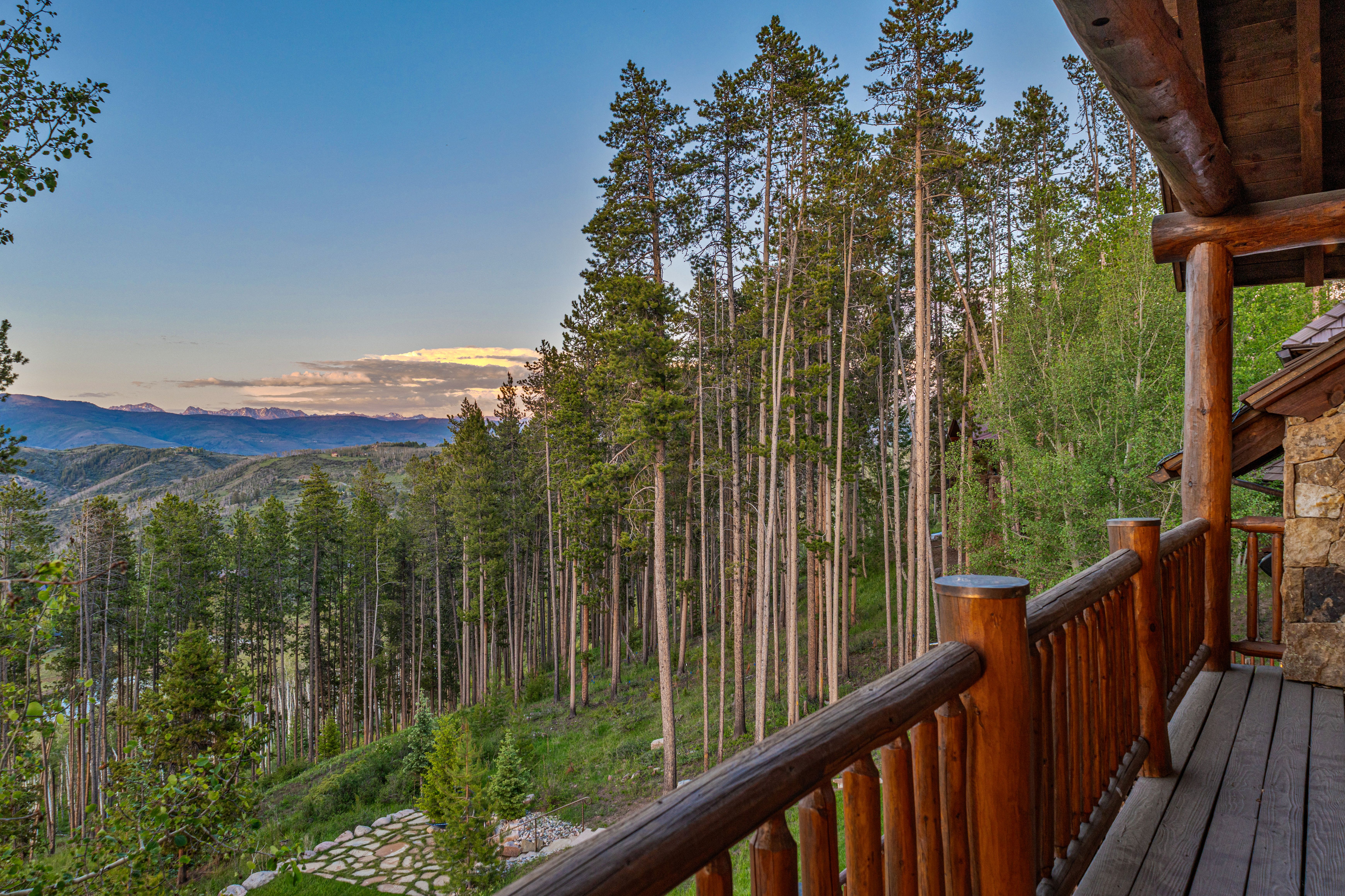  317 Elk Woods is the Kind of Mountain Estate that Earns its Setting - 物件實景
