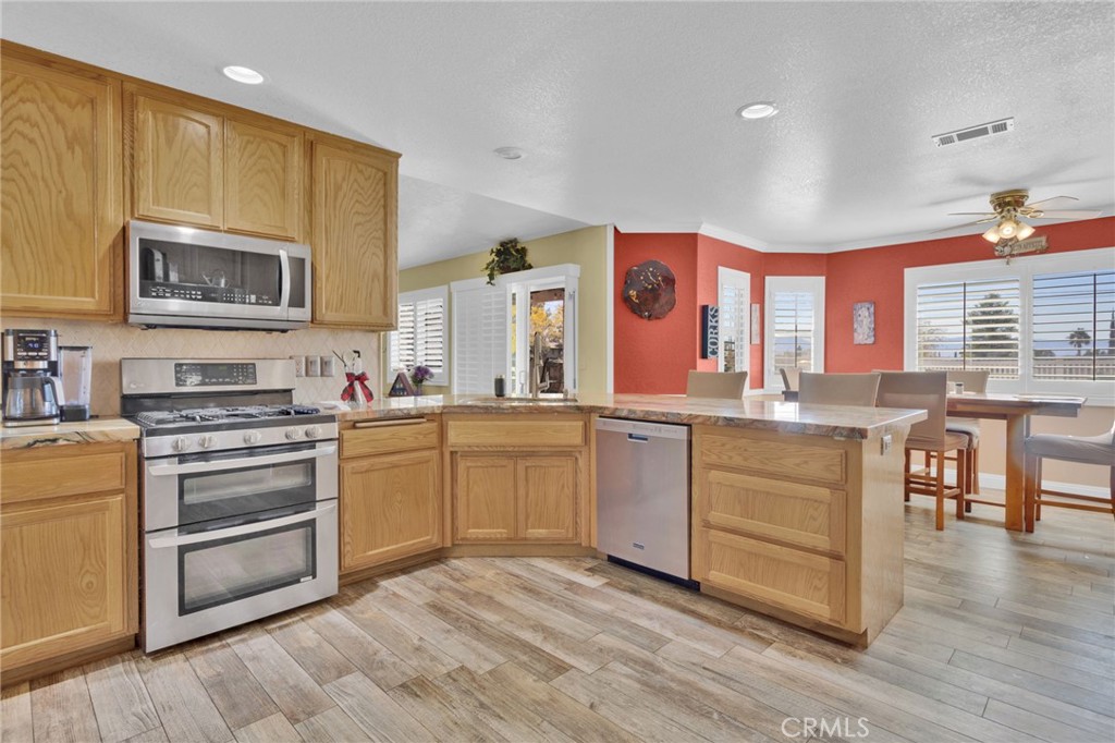 Apple Valley, California, 92307, United States, 4 Bedrooms Bedrooms, ,2 BathroomsBathrooms,Residential,For Sale,2002062