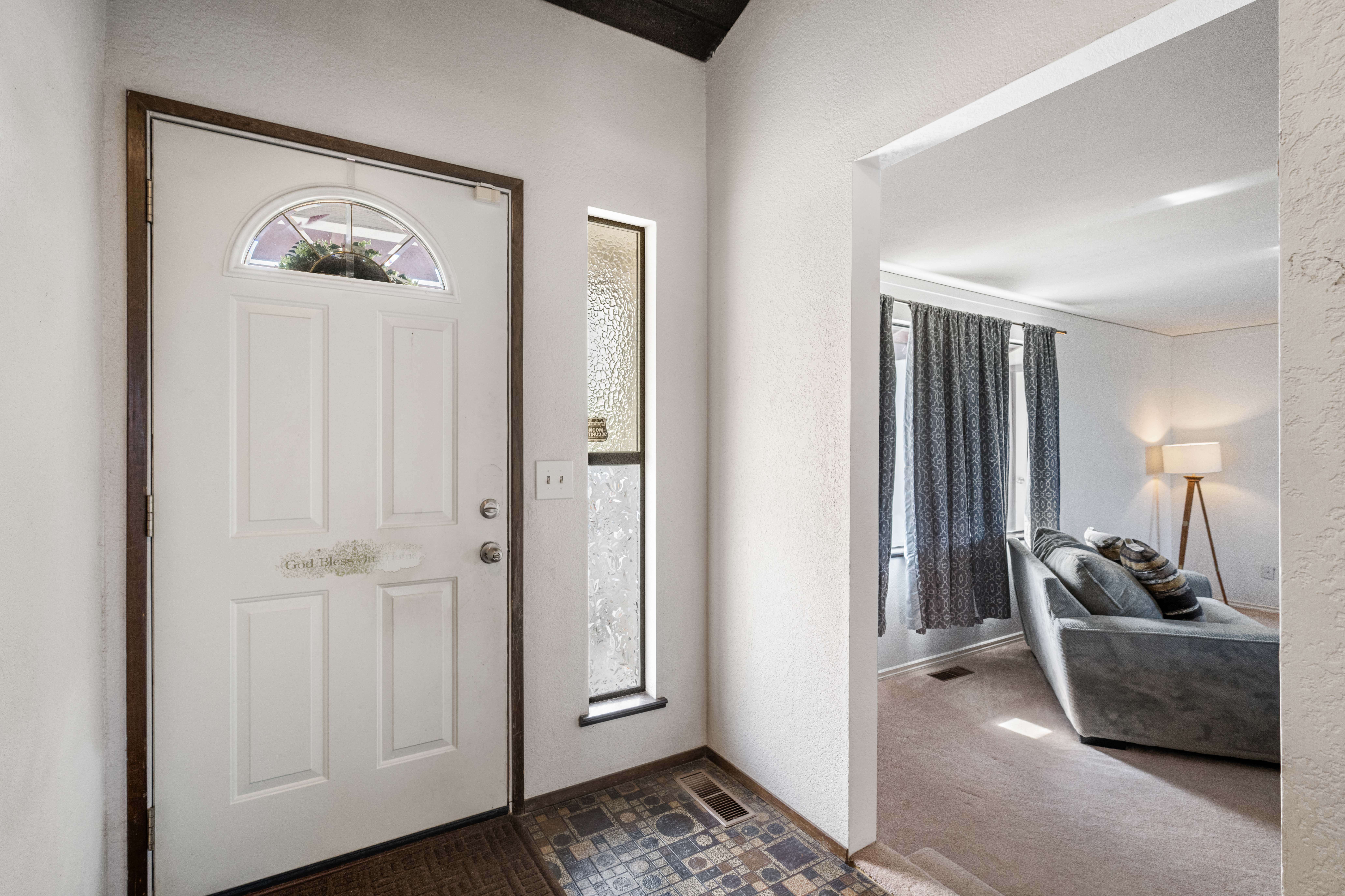  Stunning Views & Solar Panel Efficiency - 物件實景