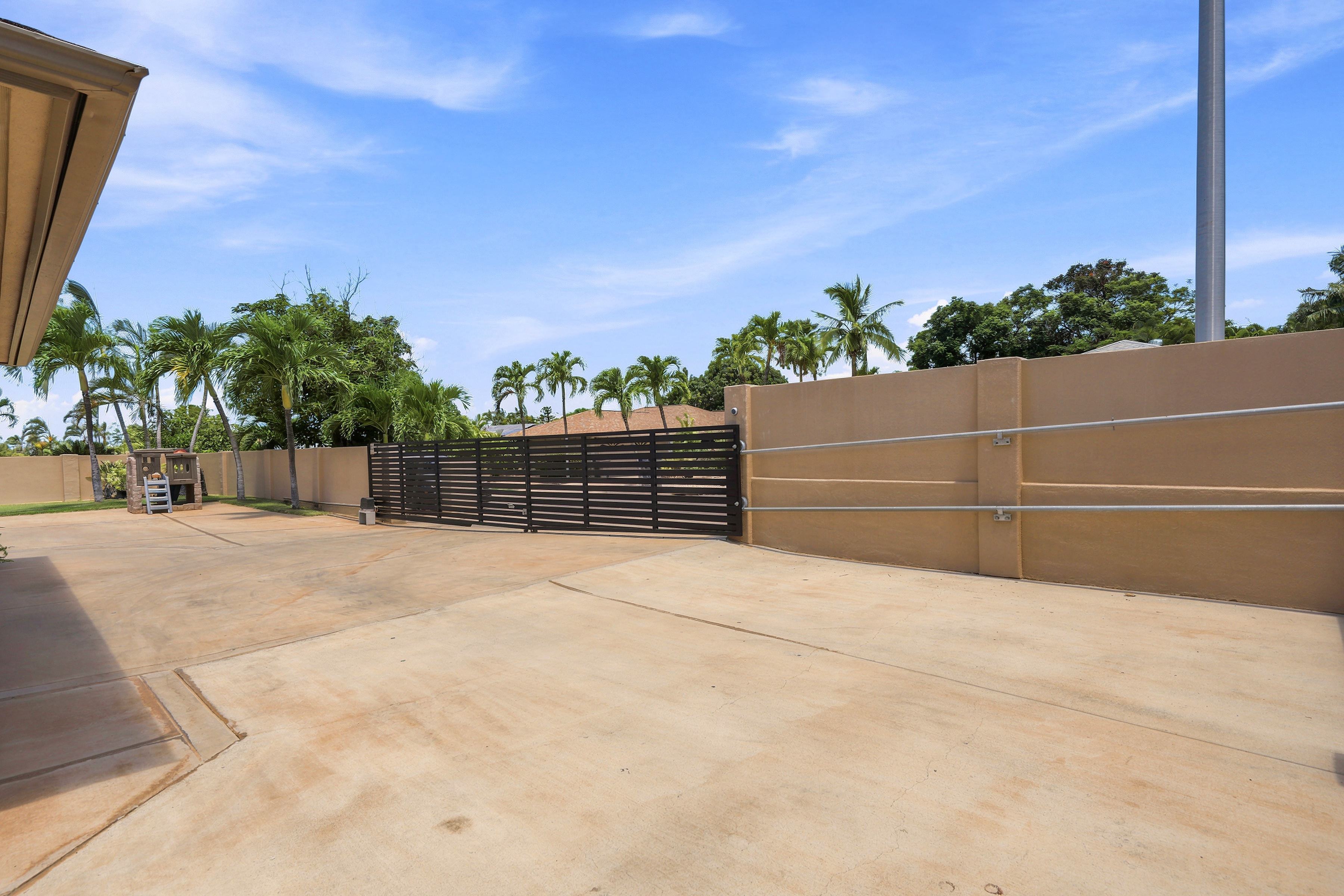  Spacious 5-Bedroom Home in Ka Ono Ulu Estates - 物件實景