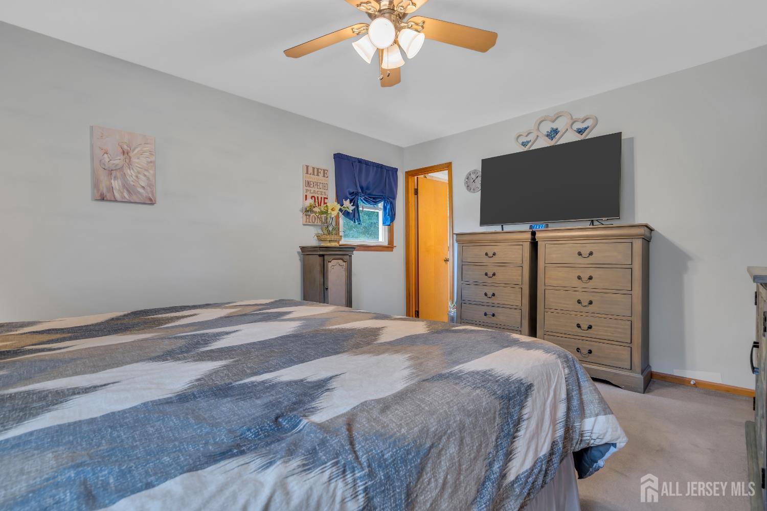 South Plainfield, New Jersey, 07080, United States, 3 Bedrooms Bedrooms, ,3 BathroomsBathrooms,Residential,For Sale,1939790