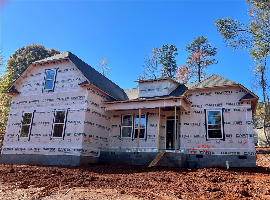 Seneca, South Carolina, 29678, United States, 4 Bedrooms Bedrooms, ,4 BathroomsBathrooms,Residential,For Sale,1988175