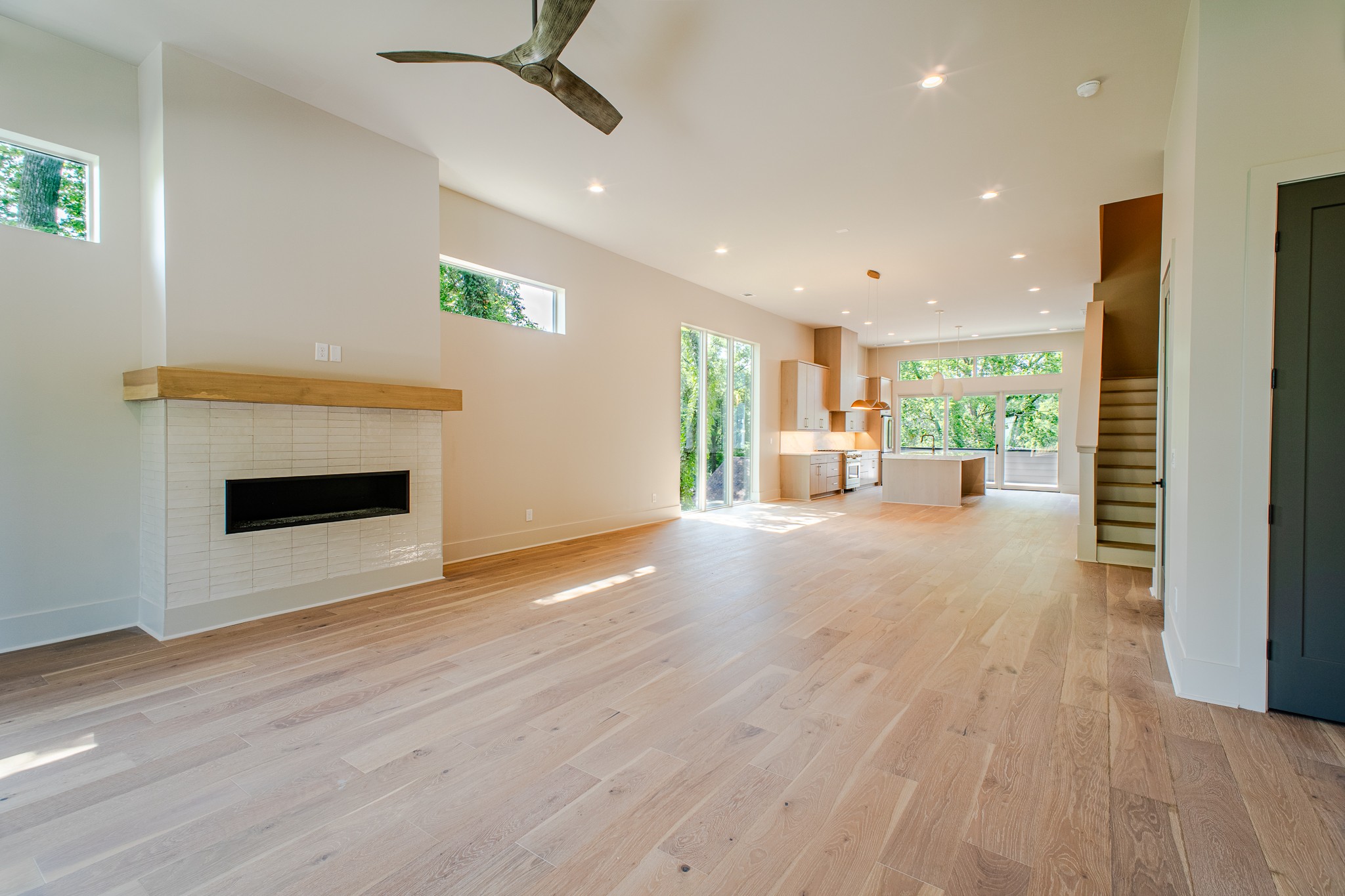 Nashville, Tennessee, 37212, United States, 4 Bedrooms Bedrooms, ,4 BathroomsBathrooms,Residential,For Sale,1792994