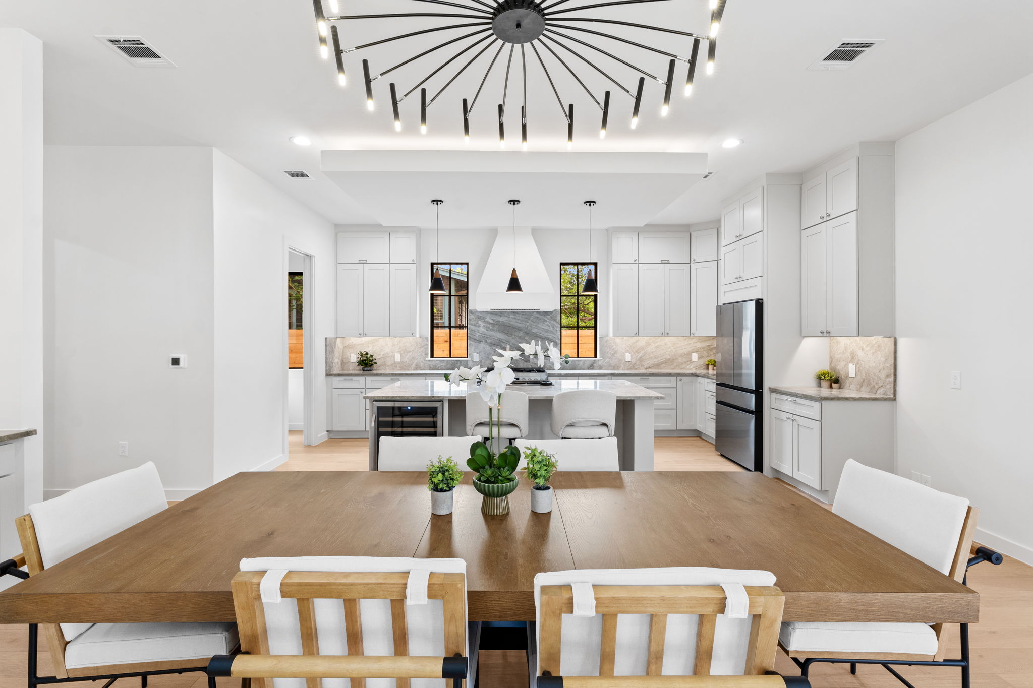  Contemporary Design with Timeless Architecture in South Austin - 物件實景