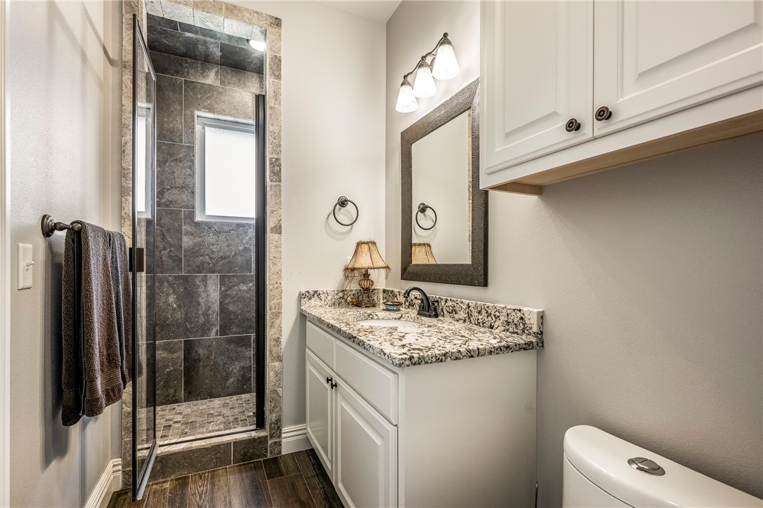 Rogers, Arkansas, 72756, United States, 4 Bedrooms Bedrooms, ,6 BathroomsBathrooms,Residential,For Sale,1987603