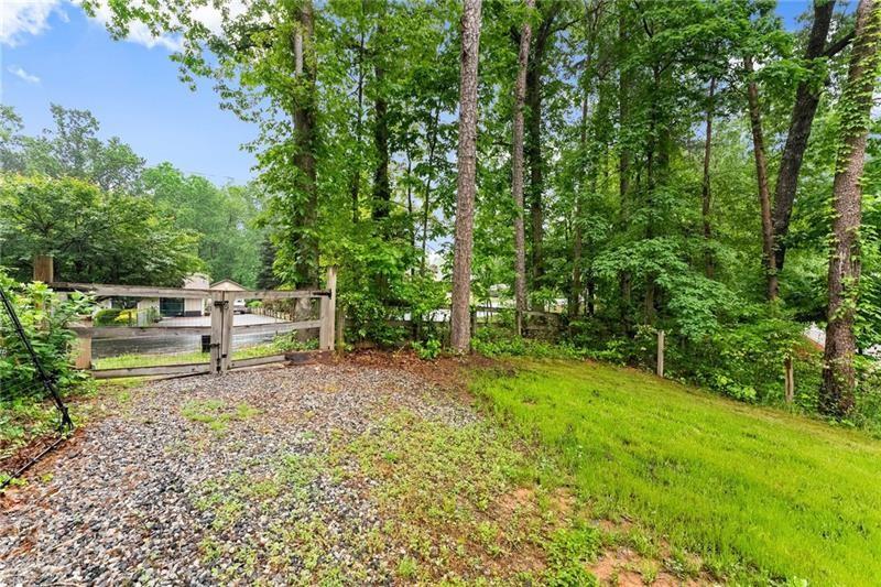 Cumming, Georgia, 30041, United States, 4 Bedrooms Bedrooms, ,3 BathroomsBathrooms,Residential,For Sale,1928883