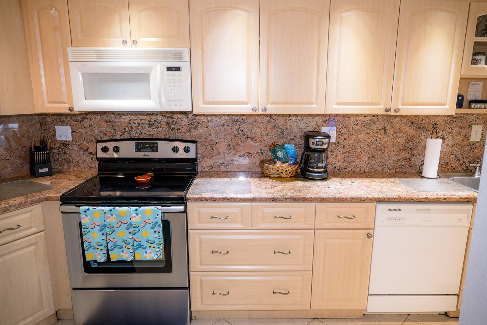 KEY LARGO, Florida, 33037, United States, 2 Bedrooms Bedrooms, ,2 BathroomsBathrooms,Residential,For Sale,1891316