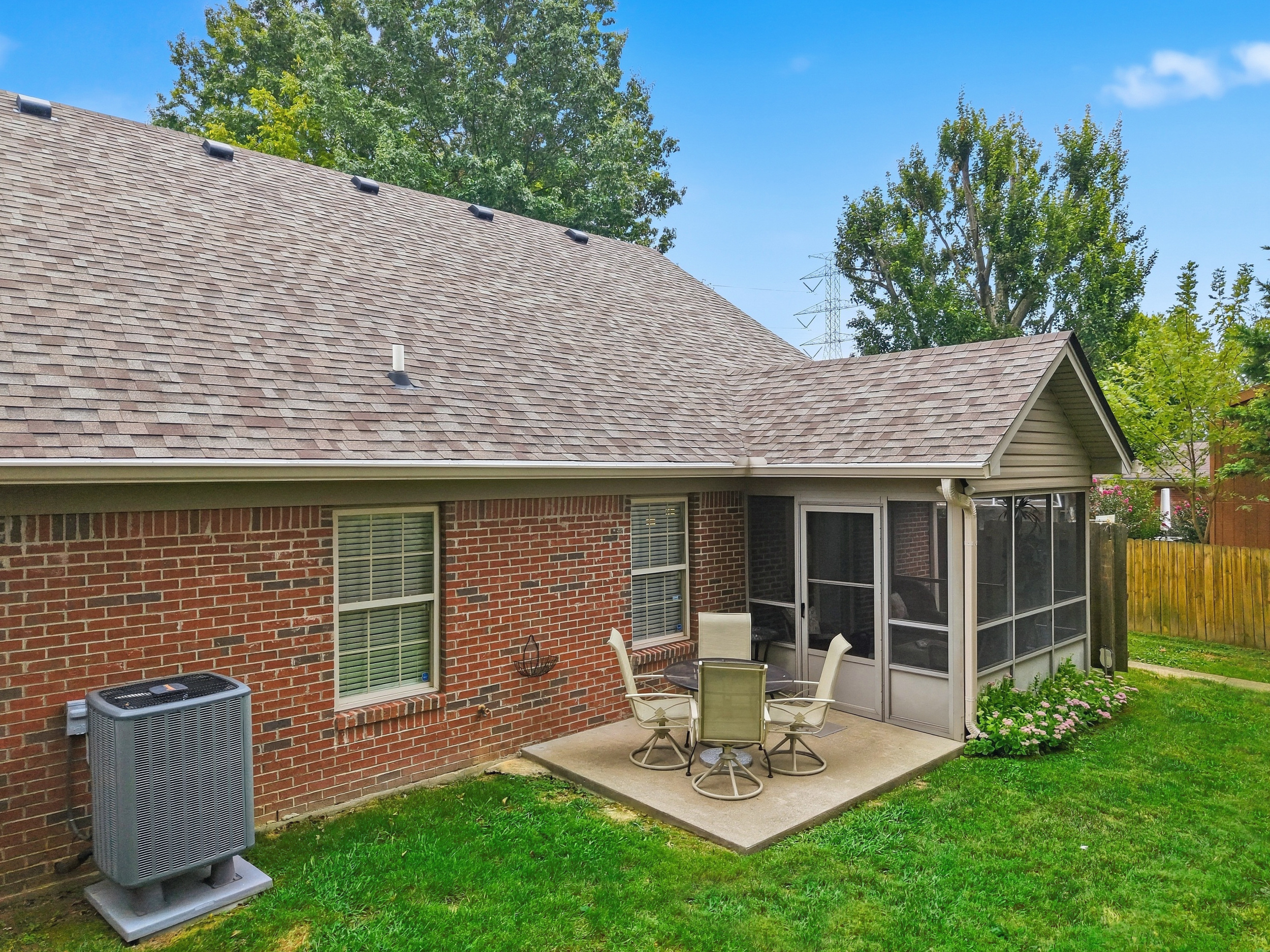  1901 Edgewood Station Road, New Albany, IN 47150 - 物件實景