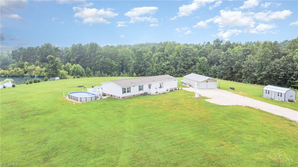 Burlington, North Carolina, 27217, United States, 3 Bedrooms Bedrooms, ,3 BathroomsBathrooms,Residential,For Sale,1908926