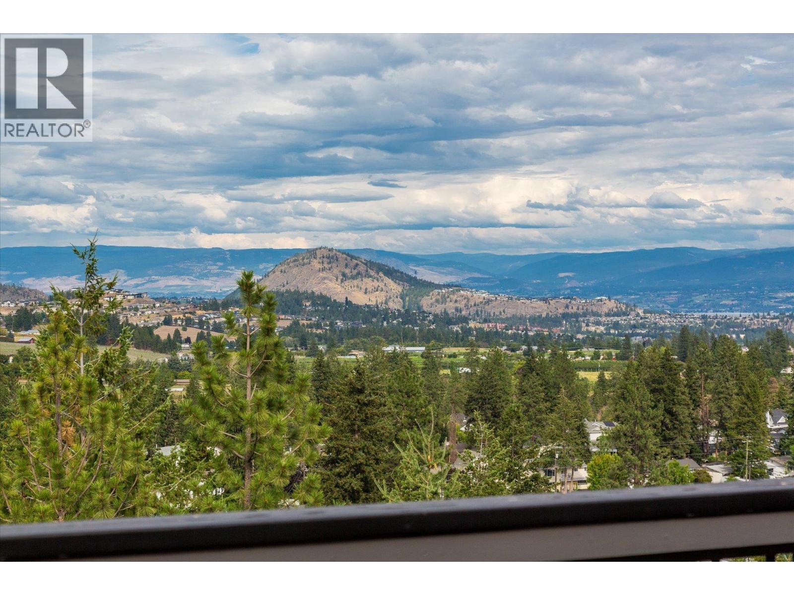 WEST KELOWNA, British Columbia, V4T 1A9, CA, 5 Bedrooms Bedrooms, ,2 BathroomsBathrooms,Residential,For Sale,1907472
