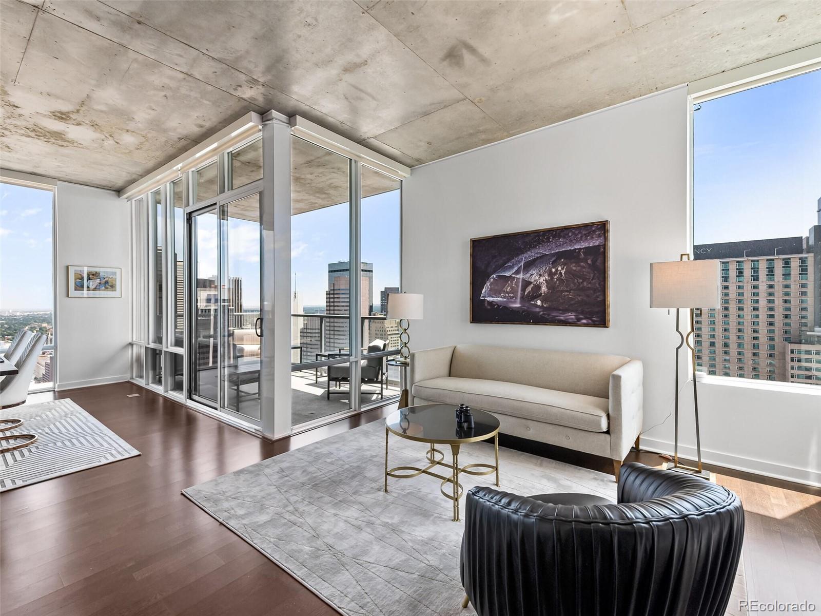 Denver, Colorado, 80202, United States, 2 Bedrooms Bedrooms, ,3 BathroomsBathrooms,Residential,For Sale,1989378