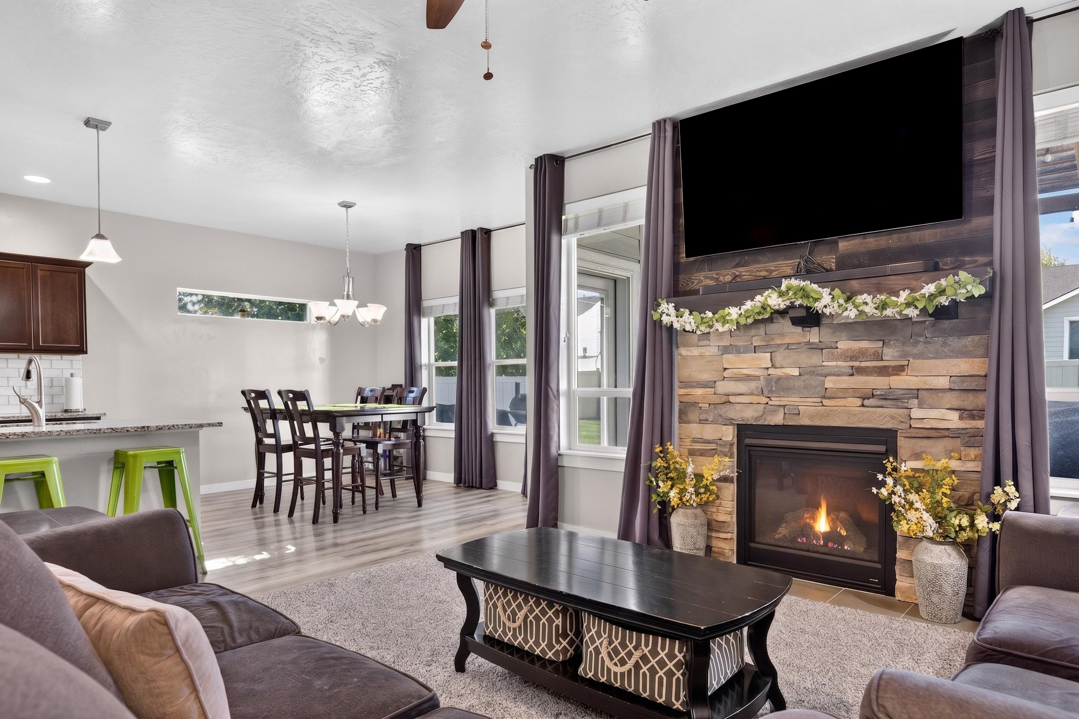  Single Level with Bonus Room and RV Parking in the Heart of SW Boise - 物件實景