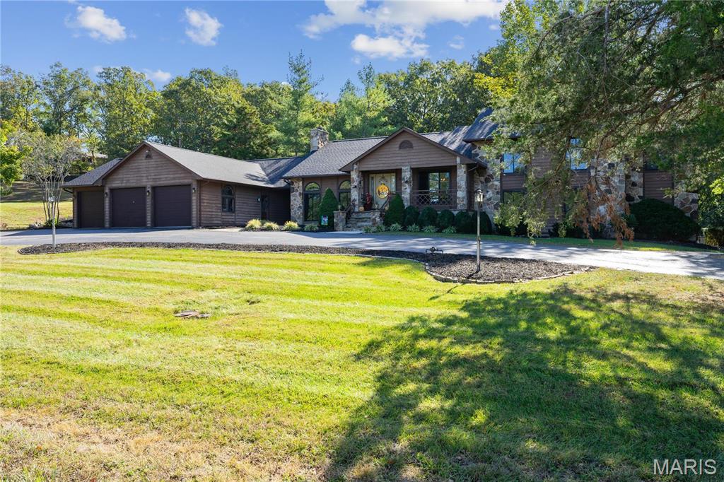 Sullivan, Missouri, 63080, United States, 5 Bedrooms Bedrooms, ,5 BathroomsBathrooms,Residential,For Sale,1906058