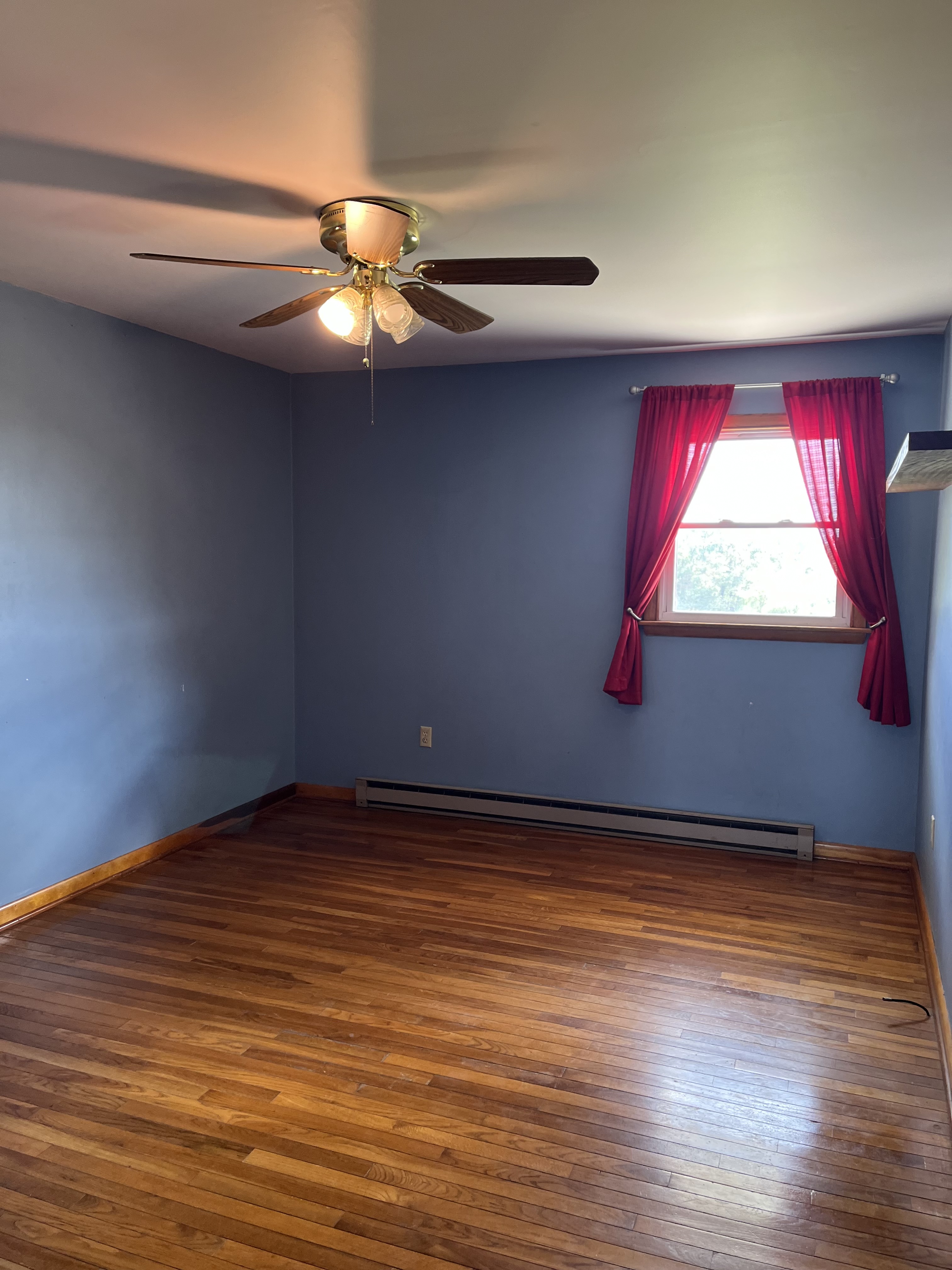 Reading, Pennsylvania, 19606, United States, 4 Bedrooms Bedrooms, ,3 BathroomsBathrooms,Residential,For Sale,1979384