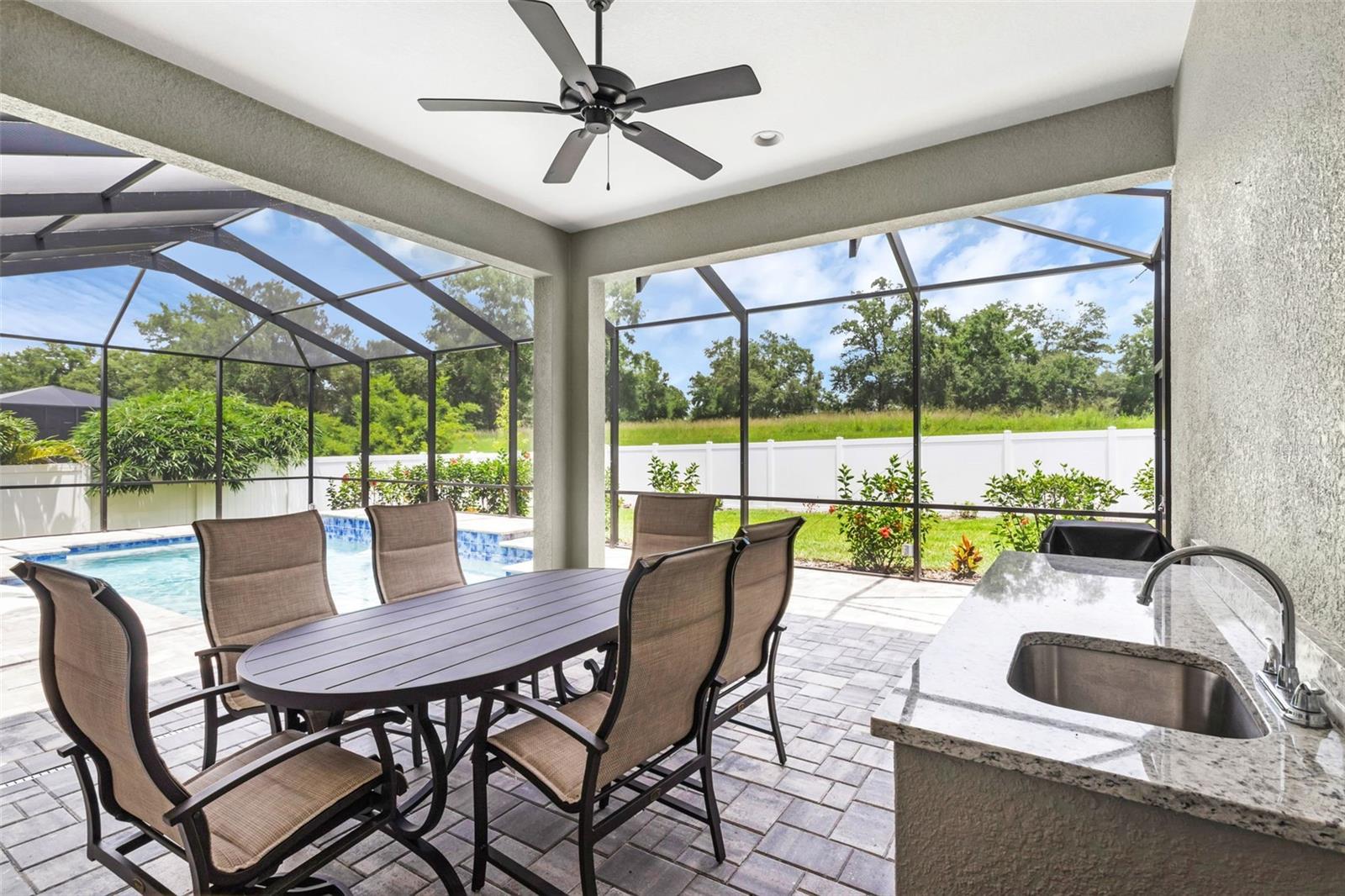 LAKELAND, Florida, 33813, United States, 5 Bedrooms Bedrooms, ,3 BathroomsBathrooms,Residential,For Sale,1937728