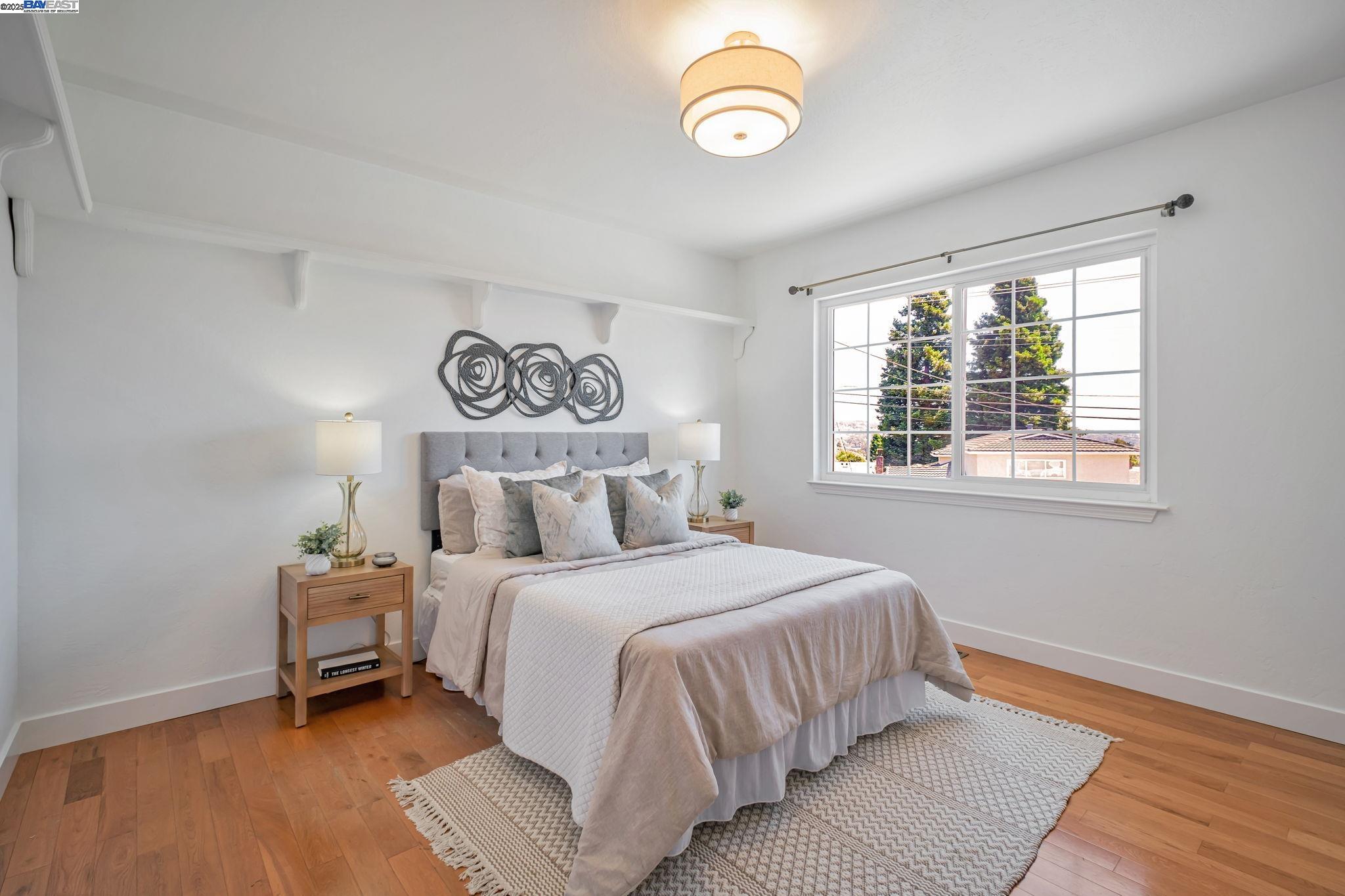 Castro Valley, California, 94546, United States, 3 Bedrooms Bedrooms, ,2 BathroomsBathrooms,Residential,For Sale,1901037