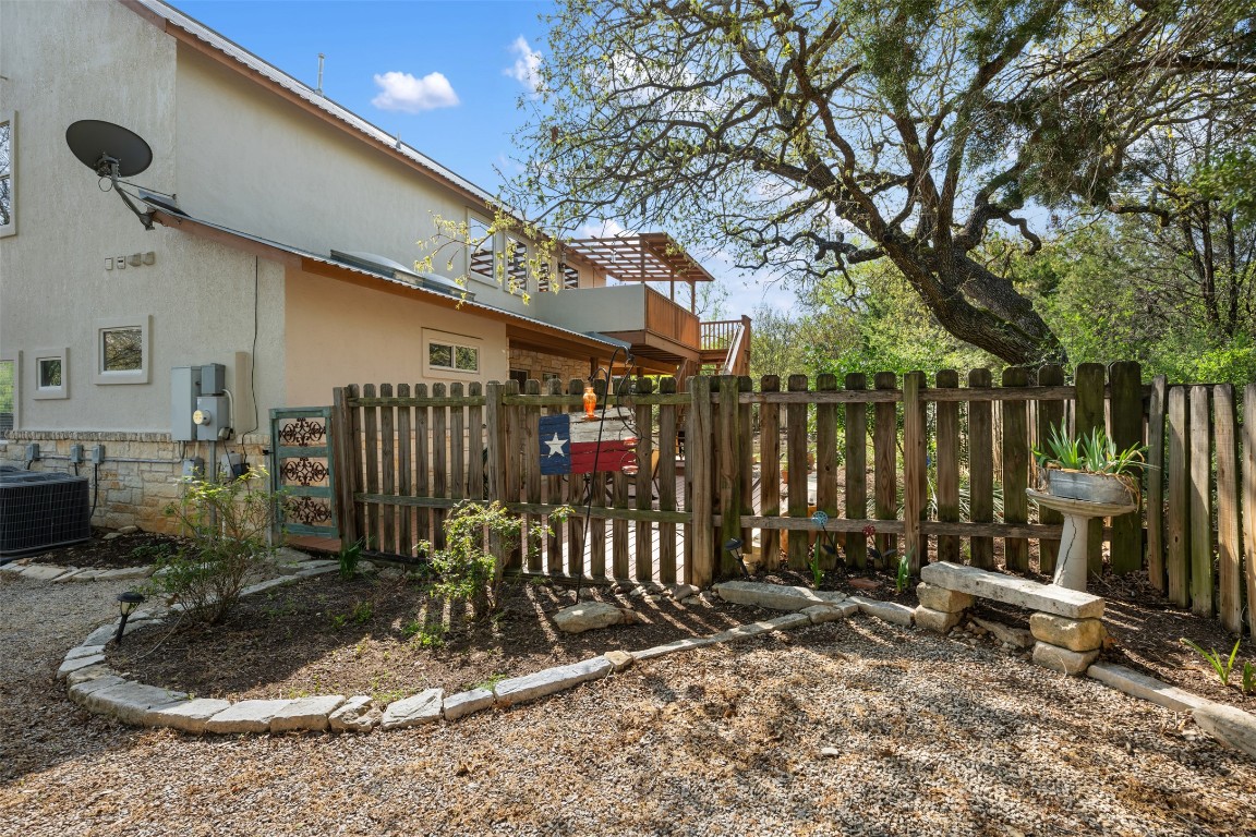 Austin, Texas, 78732, United States, 3 Bedrooms Bedrooms, ,3 BathroomsBathrooms,Residential,For Sale,1752781