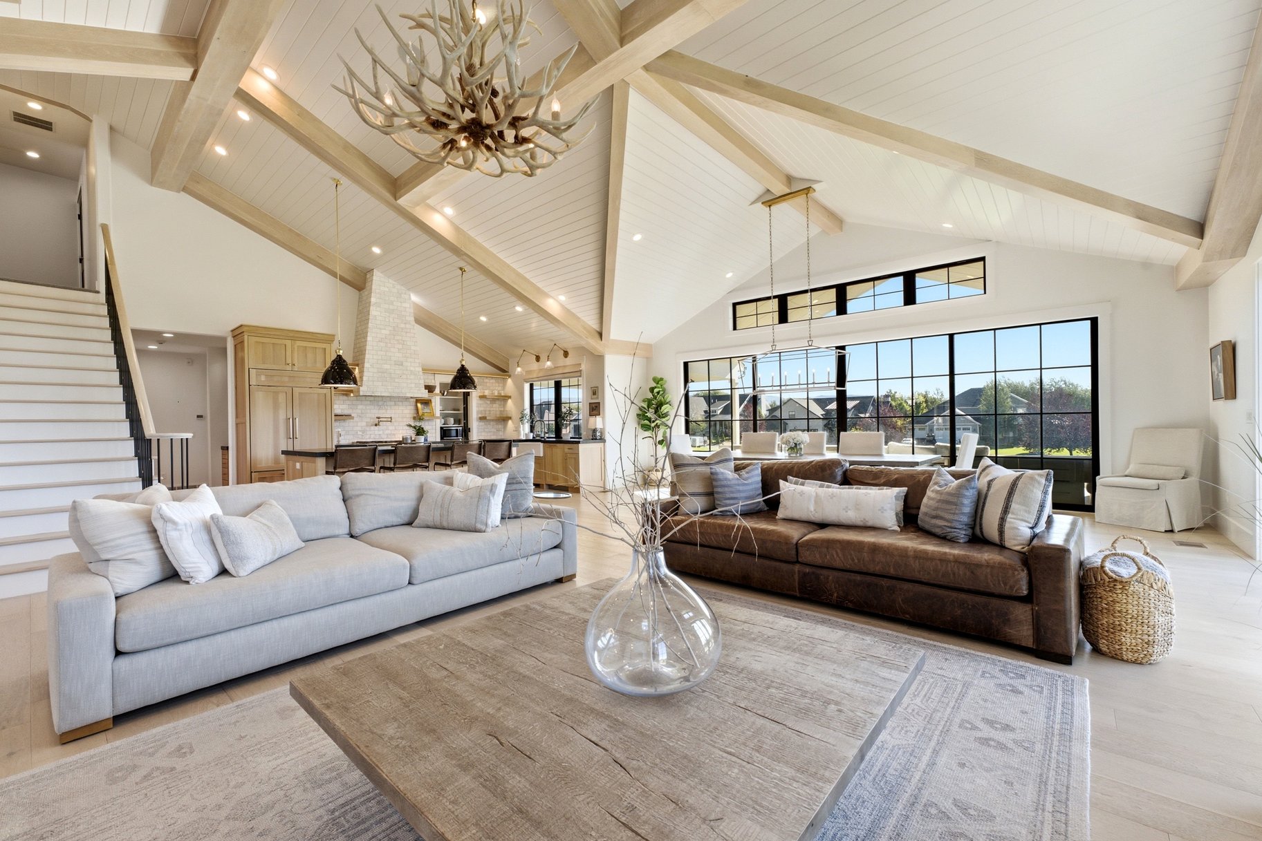  A RARE OPPORTUNITY TO COMBINE SMALL TOWN CHARM WITH MOUNTAIN RETREAT LUXURY - 物件實景
