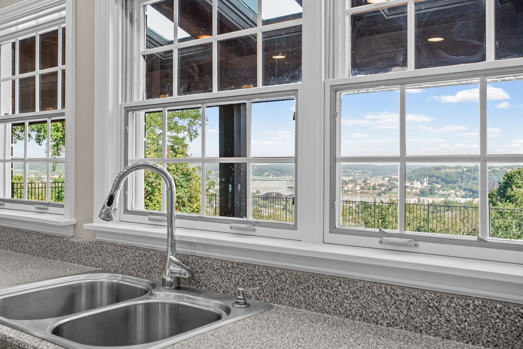  269 Garvinhurst Drive, Beaver, PA 15009 - 物件實景