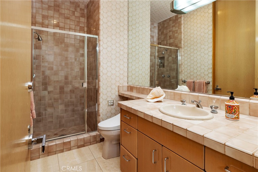 Newport Beach, California, 92661, United States, 7 Bedrooms Bedrooms, ,9 BathroomsBathrooms,Residential,For Sale,1786231
