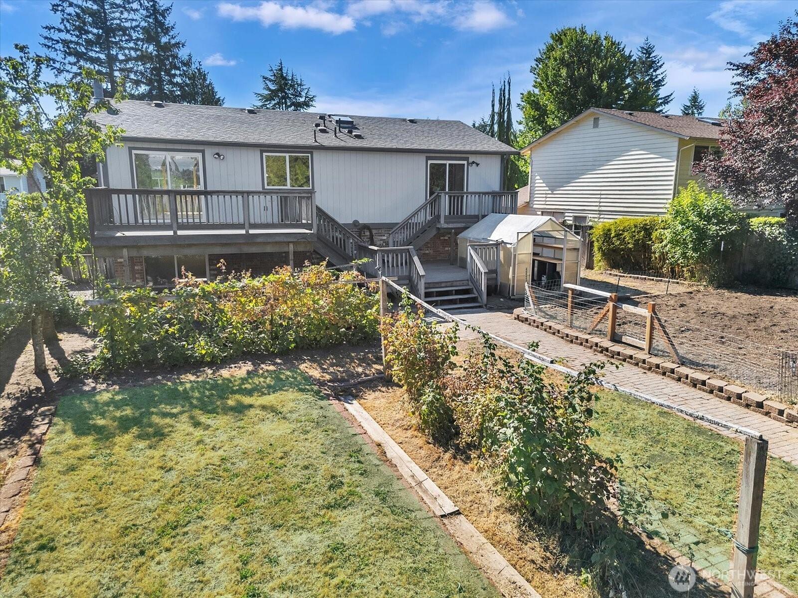 BOTHELL, Washington, 98012, United States, 4 Bedrooms Bedrooms, ,3 BathroomsBathrooms,Residential,For Sale,1916701