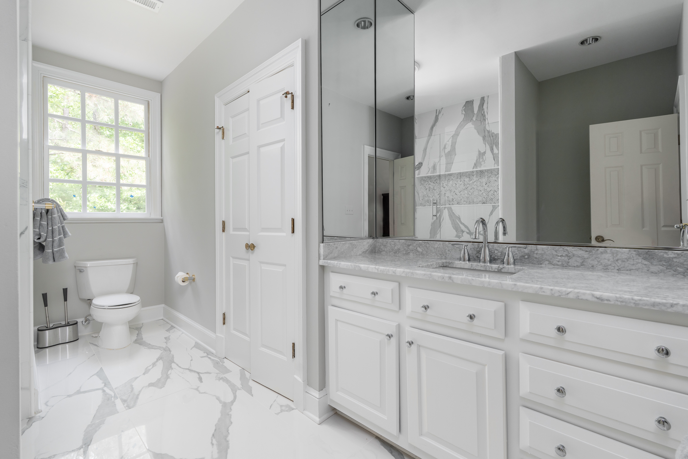  221 Dryden Lane, Richmond, VA 23229 - 物件實景