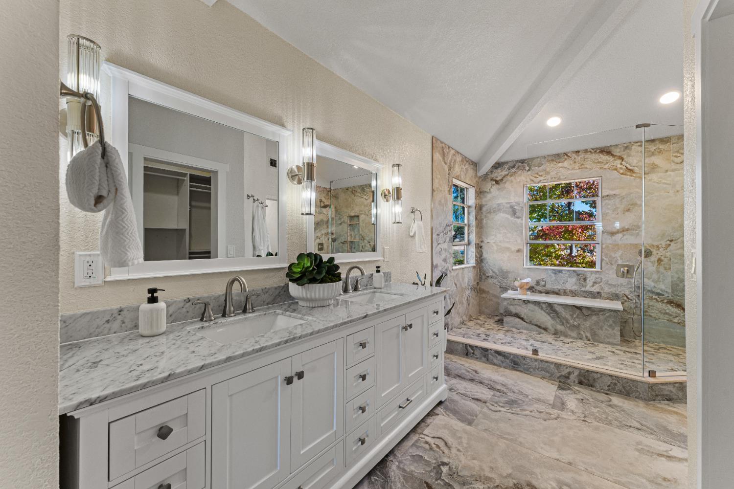 El Dorado Hills, California, 95762, United States, 4 Bedrooms Bedrooms, ,3 BathroomsBathrooms,Residential,For Sale,1987748