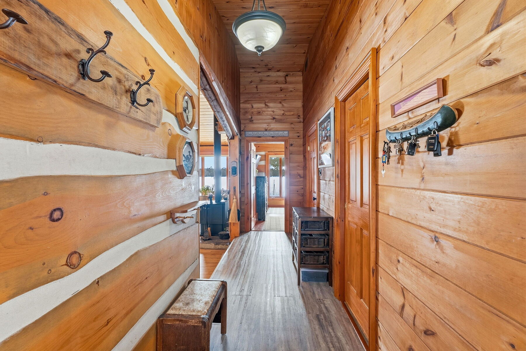  Meadow Lake Log Home - 物件實景