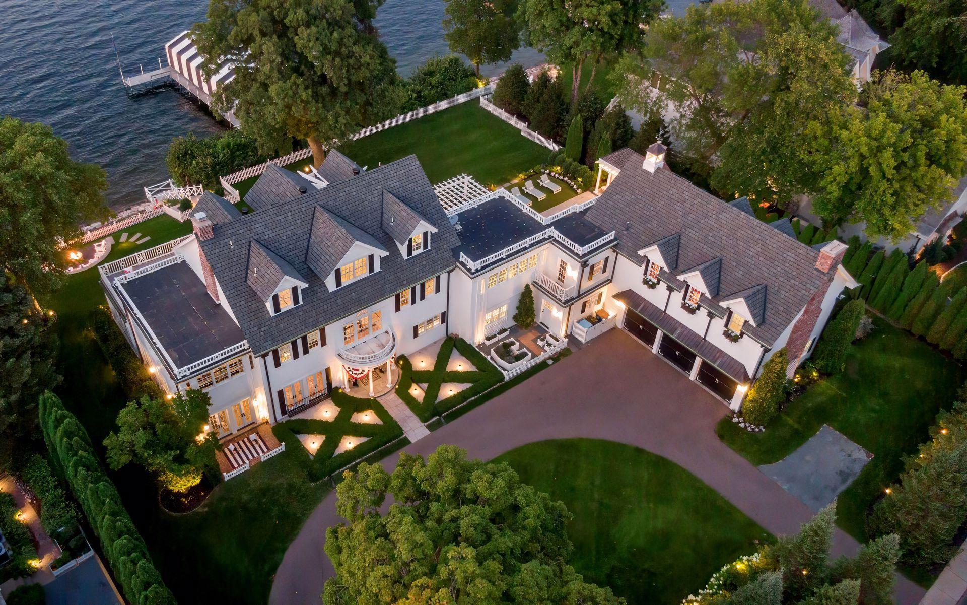 Deephaven, Minnesota, 55331, United States, 5 Bedrooms Bedrooms, ,5 BathroomsBathrooms,Residential,For Sale,1876479