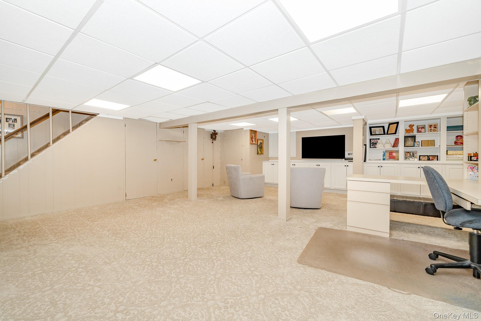 Smithtown, New York, 11787, United States, 5 Bedrooms Bedrooms, ,3 BathroomsBathrooms,Residential,For Sale,2001022